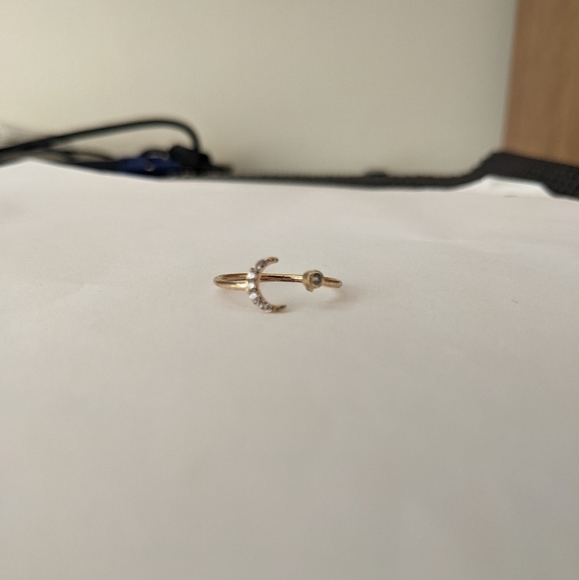 Gold Tone Ring with  Half Moon Rhinestone - Picture 3 of 4